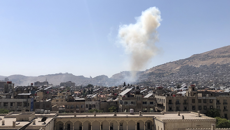 Israel Conducts Eight Airstrikes on Damascus Outskirts, Reports Al Mayadeen