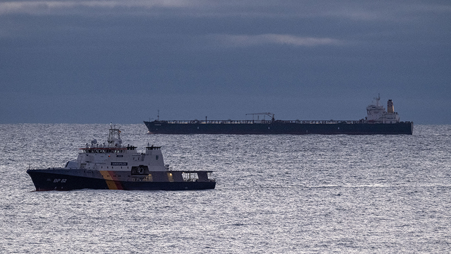 Europe Fails to Prove Link Between Boracay Tanker and Russia, Says Analyst