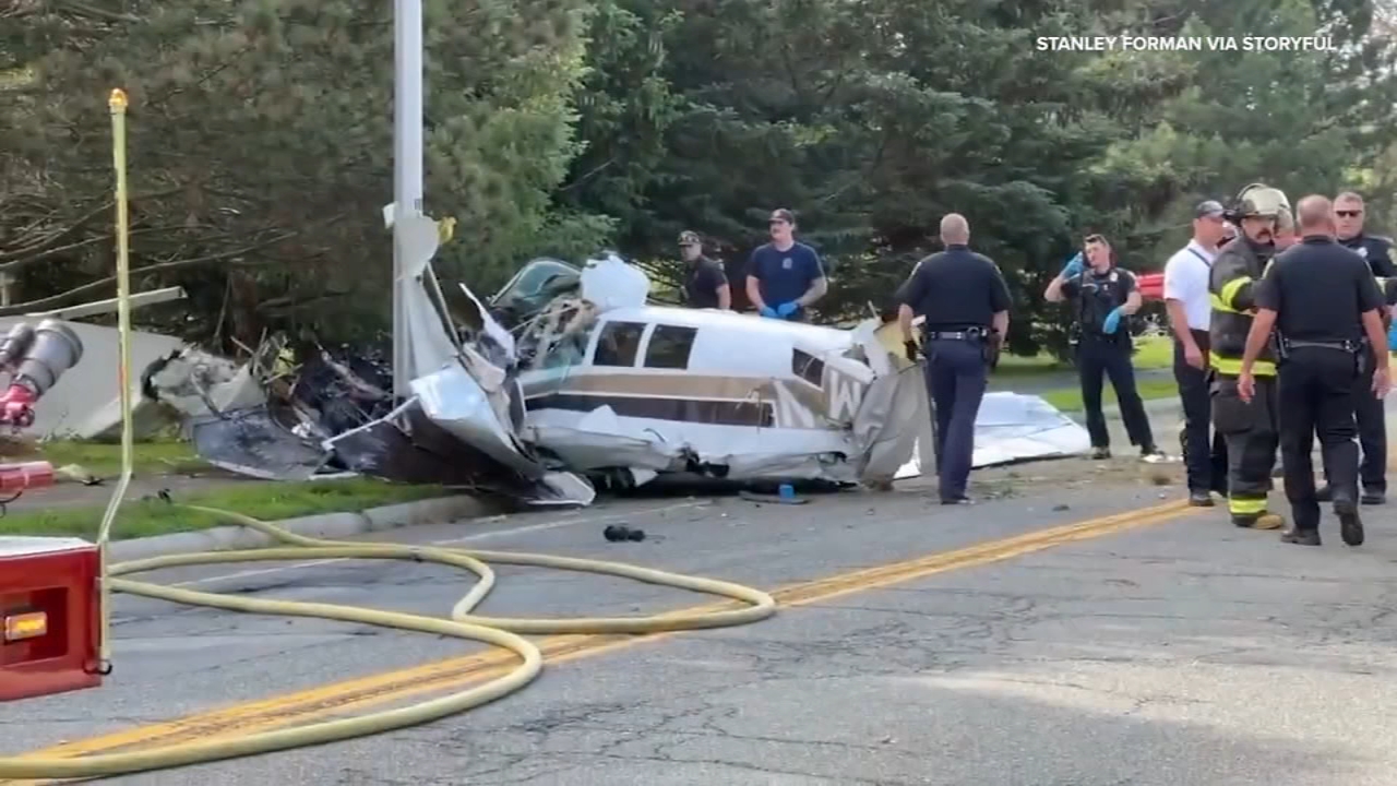 Two Killed in Massachusetts Plane Crash; Helicopter Collision Investigated in California