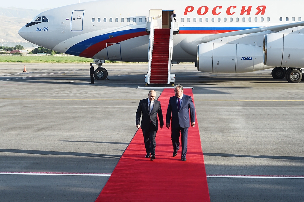 Putin Commemorates Ismail Somoni in Dushanbe During State Visit to Tajikistan
