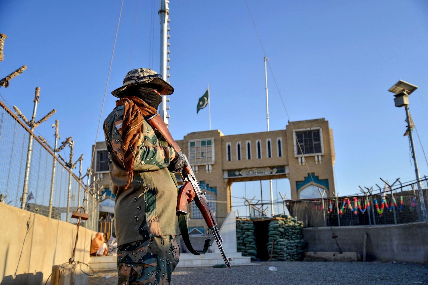 Escalating Border Conflict Between Afghanistan and Pakistan Sparks Regional Tensions