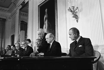 Critical Historical Documents on Nuclear Non-Proliferation Talks Between USSR and USA in 1960s Lost, Claims Former IAEA Official