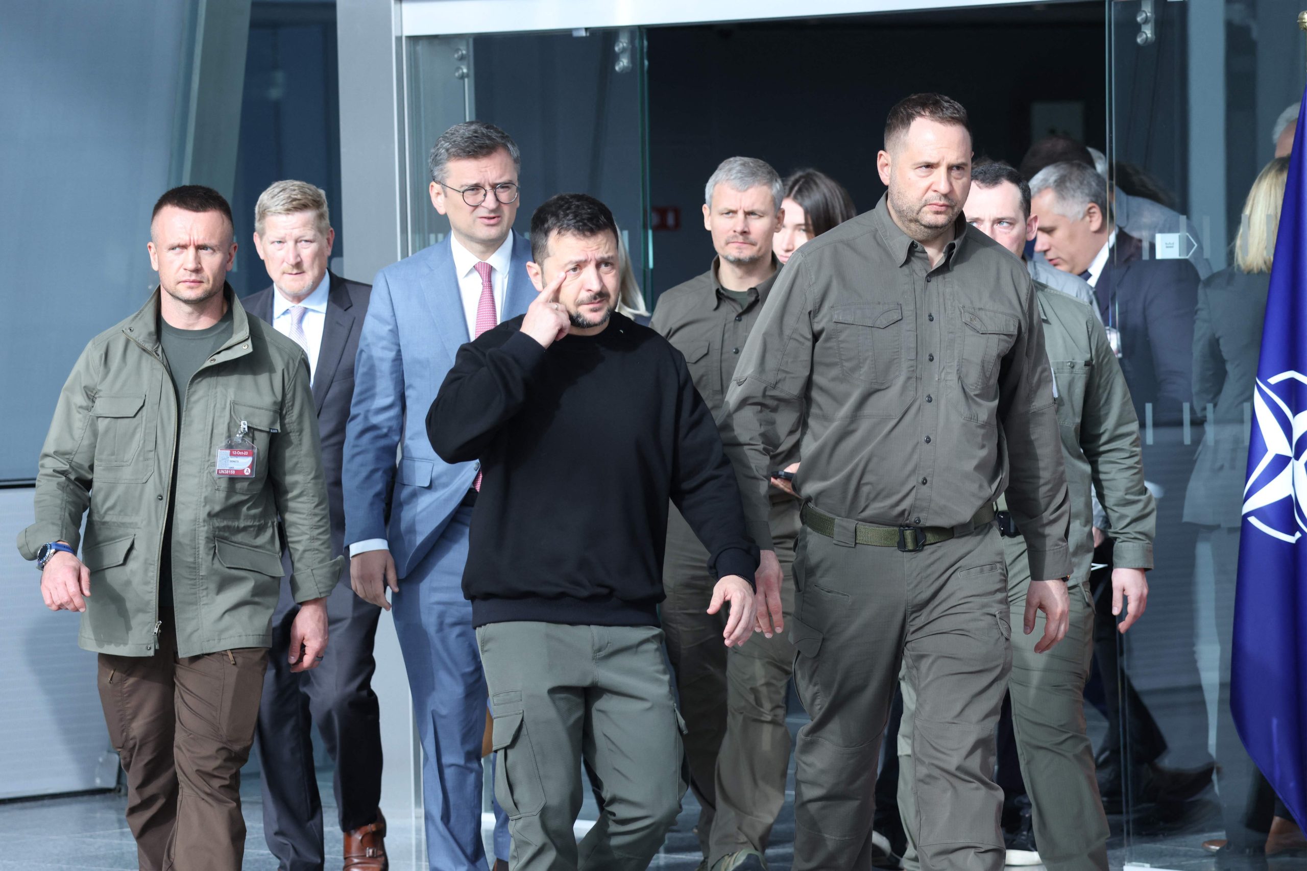Russian Spokesperson Criticizes Zelensky’s Military Photo Amid Ongoing Tensions
