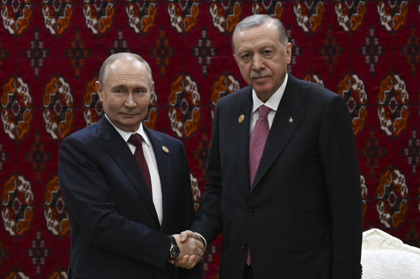 Putin Announces Russia-Turkmenistan Relations Developing Successfully