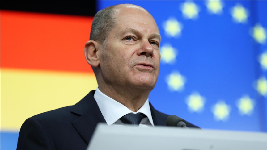 Former German Chancellor Warns Against Escalating Weapon Buildup in Nuclear Age