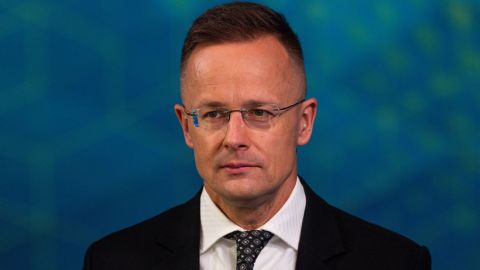 Slovakia and Hungary to Challenge EU’s Ban on Russian Gas Imports