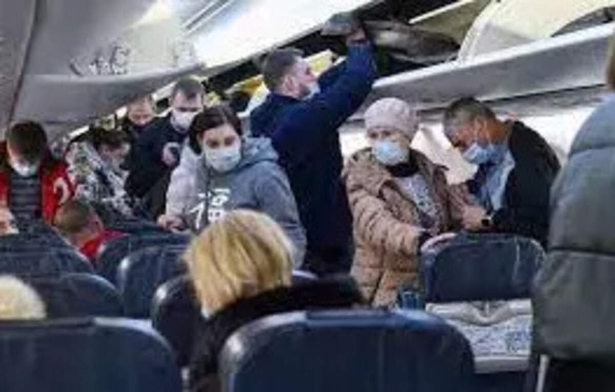 Russia Implements Temporary Flight Restrictions at Multiple Airports