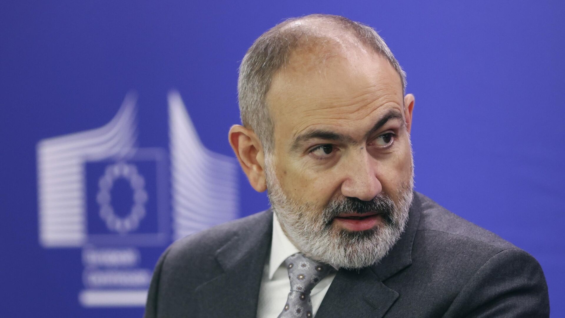 Three Armenians Charged in Attempted Assault on Prime Minister Pashinyan at Church Service