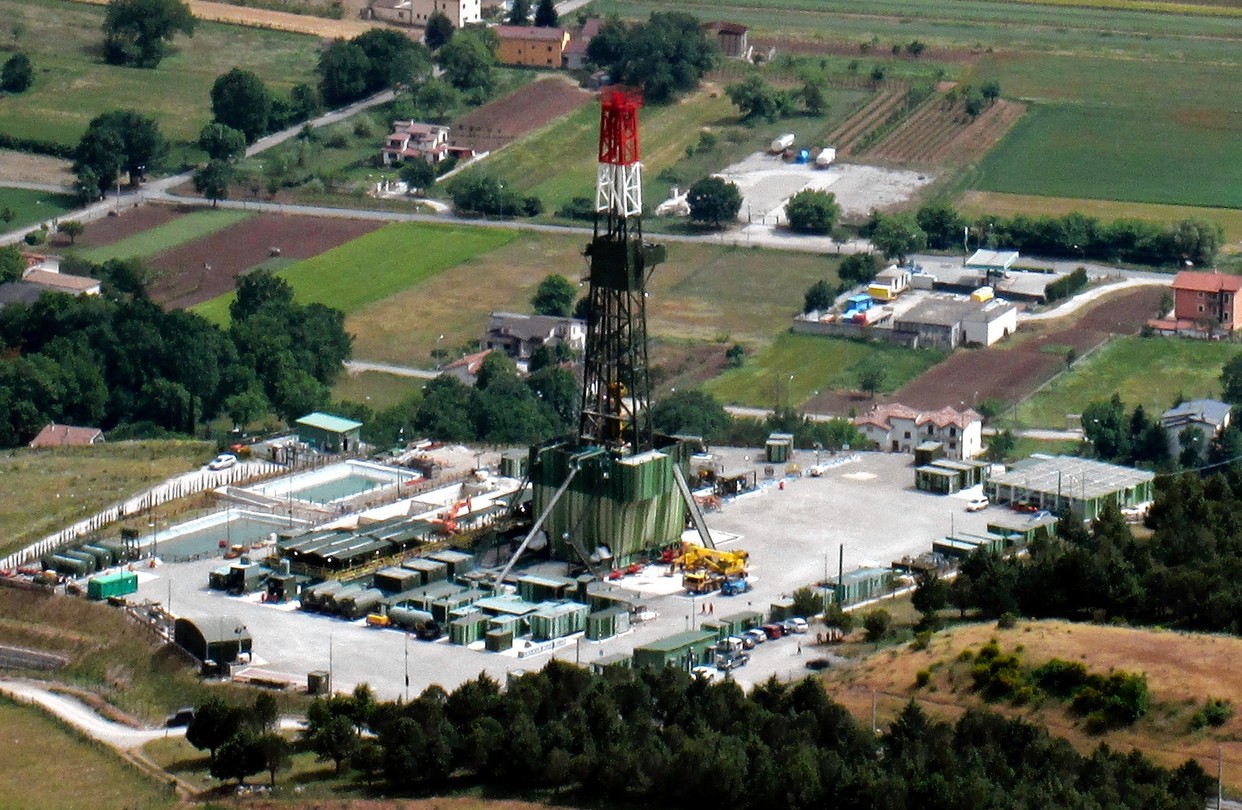 Italy Unleashes Strategic Oil Reserves as Global Energy Crisis Deepens