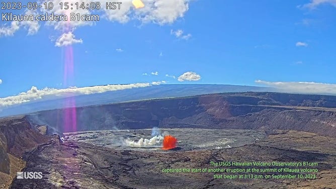 HAWAII’S KILAUEA VOLCANO UNLEASHES 400-METER LAVA FOUNTAINS