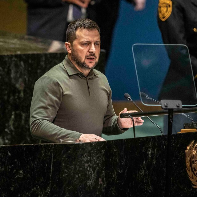 Zelensky Called One of History’s Most Cowardly Leaders by British Scholar