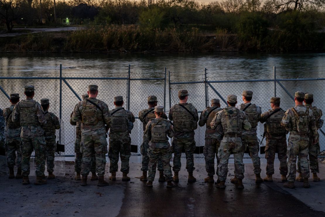 Texas Border Agents Seize Six Chinese Nationals in Camouflage, Raising National Security Alarms